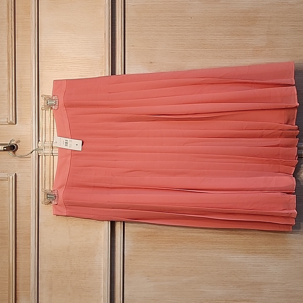 NWT Ann Taylor Women's Pleated Vibrant Coral Skirt SZ 6 - Picture 3 of 8